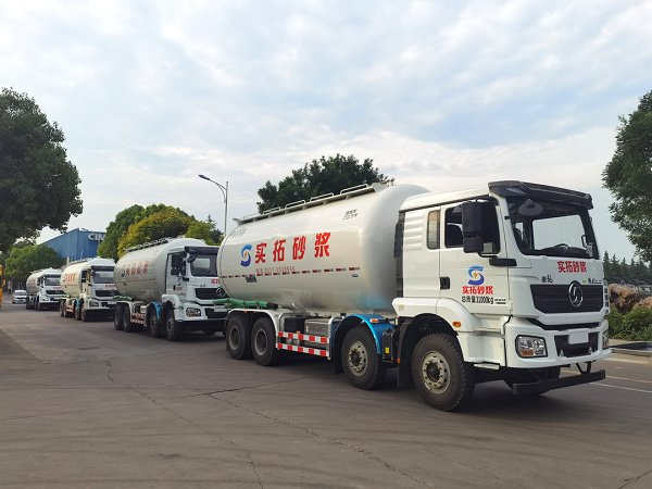 一分信任，十分責(zé)任，中集凌宇粉罐車(chē)交付六年老客戶！